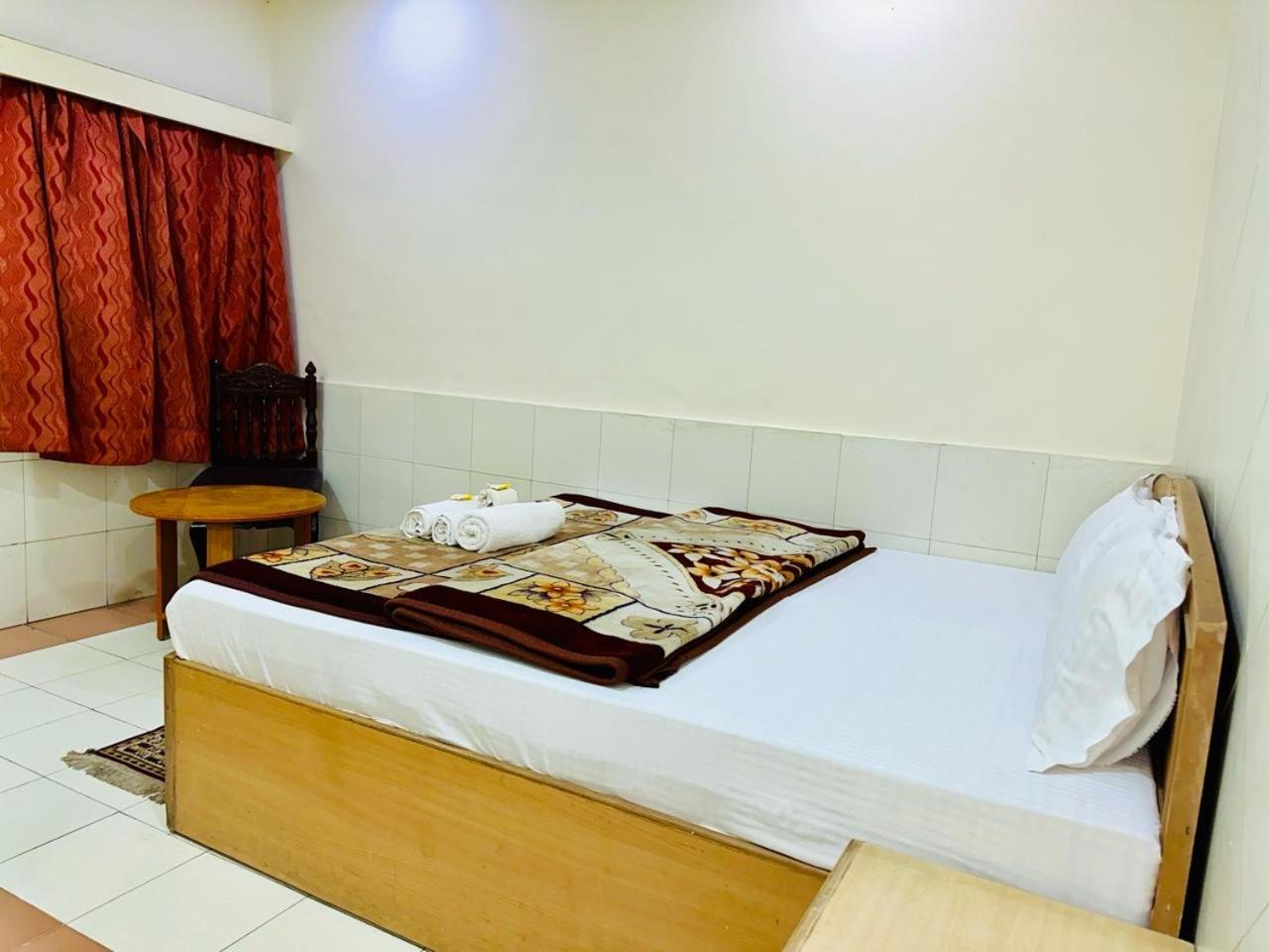 Hotel Sheela, 100M From Taj Mahal Agra  Kültér fotó
