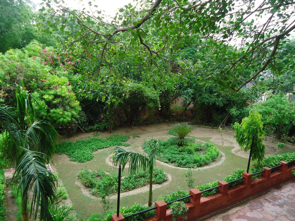 Hotel Sheela, 100M From Taj Mahal Agra  Kültér fotó