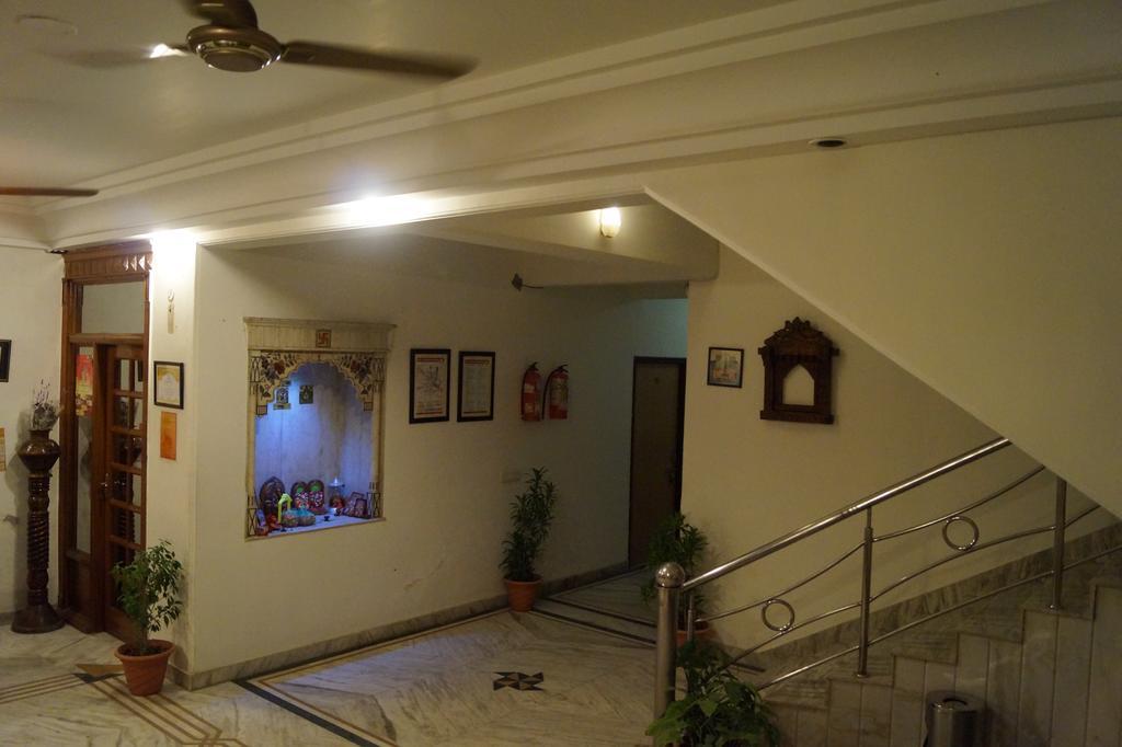 Hotel Sheela, 100M From Taj Mahal Agra  Kültér fotó